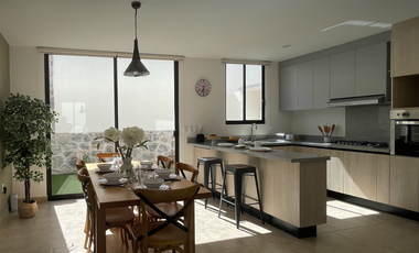 Casa en Venta en Queretaro en Condominio Samare en Zibatá