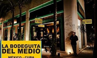 Inversion comercial, locales venta en la Quinta Avenida de Playa del Carmen.