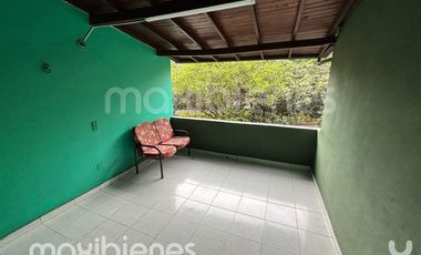 casa en venta en guayabal. Cod V69175