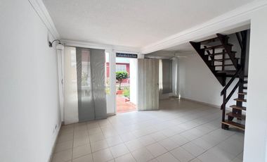casa condominio en arriendo en villa carolina. Cod A86792