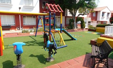 casa condominio en arriendo en villa carolina. Cod A86792