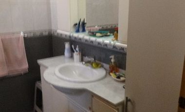 Casa para 2 Familias en venta en Lanus Oeste
