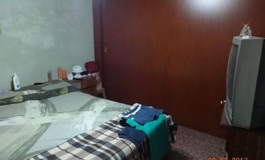 Casa para 2 Familias en venta en Lanus Oeste