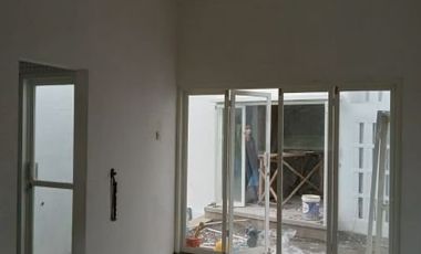DIJUAL RUMAH 2 LANTAI 200 JUTAAN MALANG