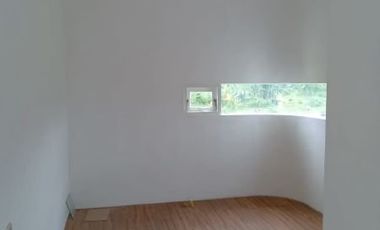 DIJUAL RUMAH 2 LANTAI 200 JUTAAN MALANG