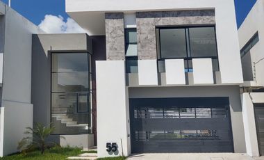 Casa en venta con alberca Fracc. Palmas, Medellín de Bravo,Ver.  $4,200,000