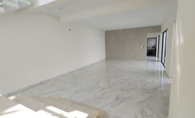 Casa en venta con alberca Fracc. Palmas, Medellín de Bravo,Ver.  $4,200,000
