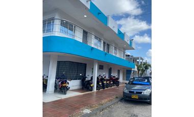 SE VENDE CASA DE DOS PISOS EN LA MARGEN IZQUIERDA DE MONTERIA