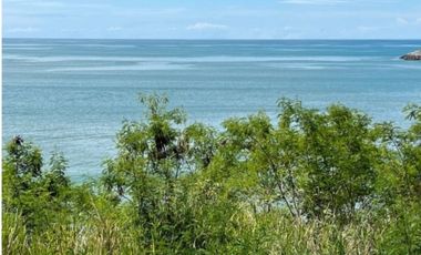 VENTA DE TERRENO FRENTE AL MAR EN COCLÉ (NT) 2150 mts2