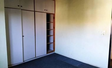 DOS CASAS/ 5 AMB / TERRENO sup 500 m2/ GRAN PARQUE! EXCELENTE OPORTUNIDAD