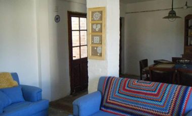 DOS CASAS/ 5 AMB / TERRENO sup 500 m2/ GRAN PARQUE! EXCELENTE OPORTUNIDAD