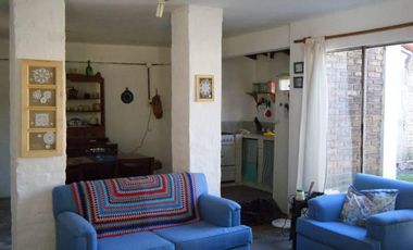 DOS CASAS/ 5 AMB / TERRENO sup 500 m2/ GRAN PARQUE! EXCELENTE OPORTUNIDAD