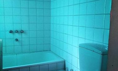 DOS CASAS/ 5 AMB / TERRENO sup 500 m2/ GRAN PARQUE! EXCELENTE OPORTUNIDAD