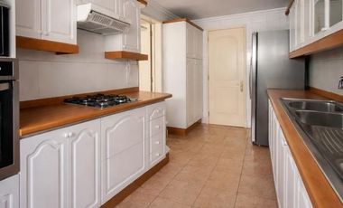 Depto en venta 3 dorm+servicio en Las Condes, P Araucano