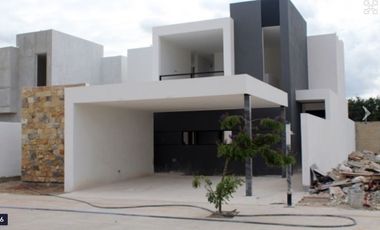 Casa en Venta de 5 habitaciones en Mérida Yucatán, Cholul.