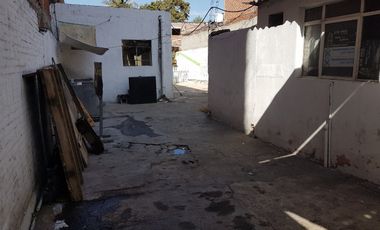 Terreno en venta sobre calle transitada en Puebla