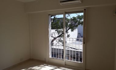 Excelente dos ambientes