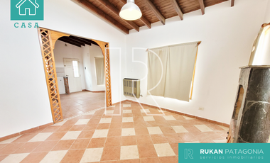 #VentaRUKAN | Casa de 3 Ambientes | Barrio VISTA HERMOSA | Calle MAESTROS ARGENTINOS y VILLAGRAN | Caleta Olivia.-