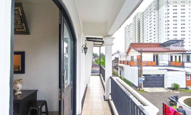 Rumah Hadap Timur LB 180 Siap KPR dekat RS Buah Hati Ciputat J-39185