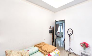 Rumah Hadap Timur LB 180 Siap KPR dekat RS Buah Hati Ciputat J-39185