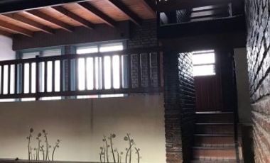 VENTA AMPLIO PH EN 3 PLANTAS. QUILMES.