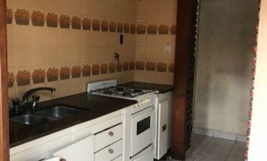 VENTA AMPLIO PH EN 3 PLANTAS. QUILMES.