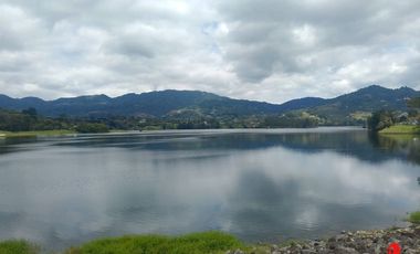 casa en arriendo en la fe. Cod A6594