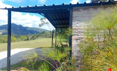 casa en arriendo en la fe. Cod A6594