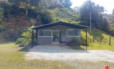 casa en arriendo en la fe. Cod A6594