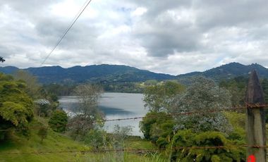 casa en arriendo en la fe. Cod A6594