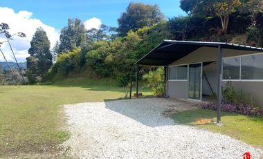 casa en arriendo en la fe. Cod A6594