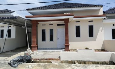 EXCLUSIVE RUMAH MURAH DI LINGKUNGAN CLUSTER LOKASI JALAN DELIMA