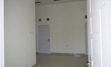 EXCLUSIVE RUMAH MURAH DI LINGKUNGAN CLUSTER LOKASI JALAN DELIMA