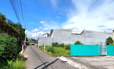 Rumah dan Ruang Usaha di Jambon dekat Jalan Magelang