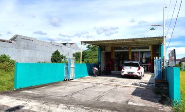 Rumah dan Ruang Usaha di Jambon dekat Jalan Magelang