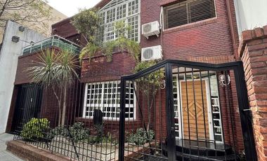 Rivera Indarte al 400 - Hermosa Casa 6 Amb C/dep - Jardín c/parr terraza -Flores