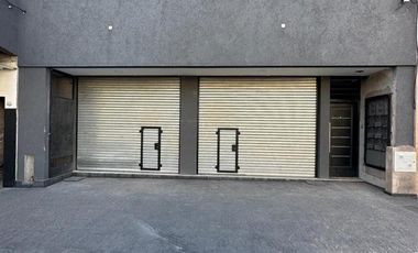 Excelente local comercial en alquiler en Bella Vista