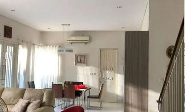 Rumah Mewah di Deltasari Regency Waru Sidoarjo