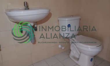 local en arriendo en garcía  rovira. Cod A16268