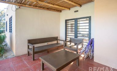 Venta Casa  4 Ambientes Pileta Quincho y Canchita