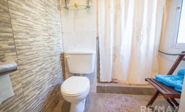 Venta Casa  4 Ambientes Pileta Quincho y Canchita