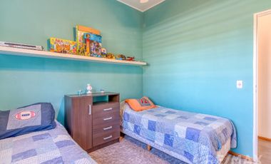 Venta Casa  4 Ambientes Pileta Quincho y Canchita