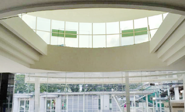 Gedung Kantor di Mampang Buncit Raya