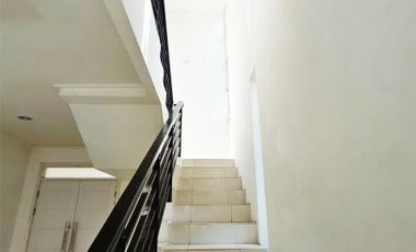 Sewa Rumah Hoek Jarang Ada Lokasi Premium Cluster Acacia @ Summarecon Bekasi