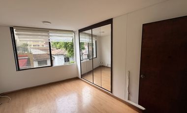 apartamento en arriendo en granada. Cod A3455
