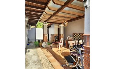 SE VENDE CASA REMODELADA EN SAN ANTONIO $295,000