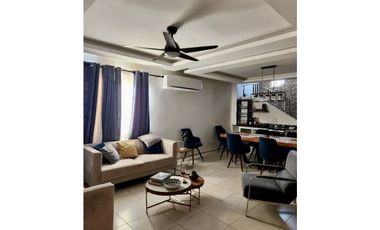 SE VENDE CASA REMODELADA EN SAN ANTONIO $295,000
