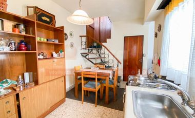 Casa PH en venta en Lomas de Zamora Oeste