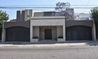 Preciosa Residencia en Villas del Mesón Juriquilla, de AUTOR y LUXURY, T.1000 m2