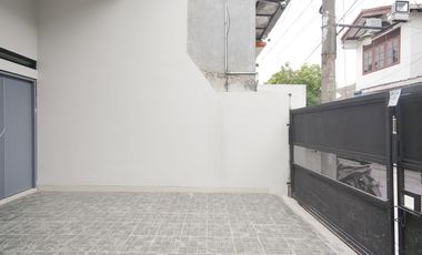 Rumah Terawat di Bekasi Dekat ke Terminal dan Stasiun Bisa KPR J-39394